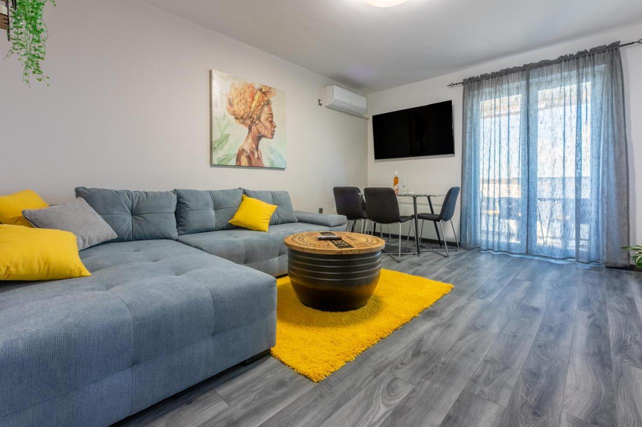 Apartment Pek Crikvenica Eksteriør bilde